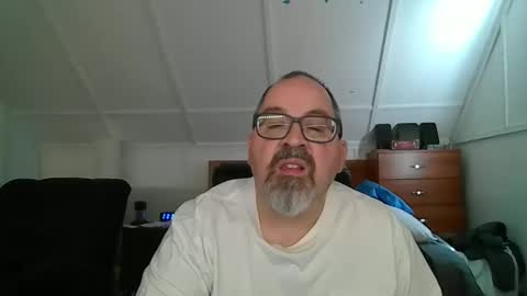 Snapshot of niceguy7208 chatting on November 9, 2025, 4:16 pm niceguy7208 online show from November 9, 2025, 4:16 pm