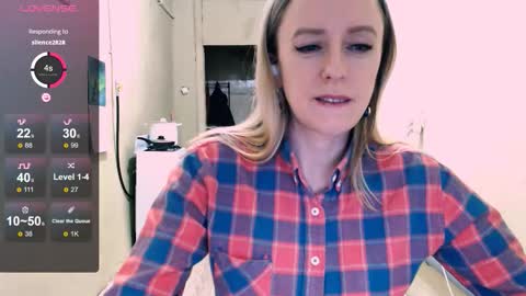 Snapshot of nicekat chatting on February 13, 2026, 9:33 pm Kathrine online show from February 13, 2026, 9:33 pm