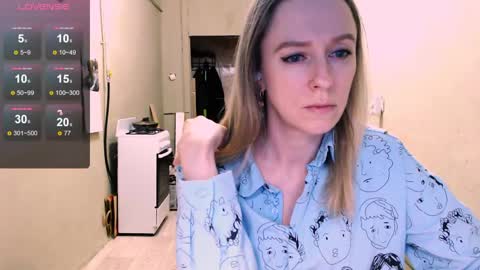 Kathrine online show from May 14, 2026, 2:57 pm