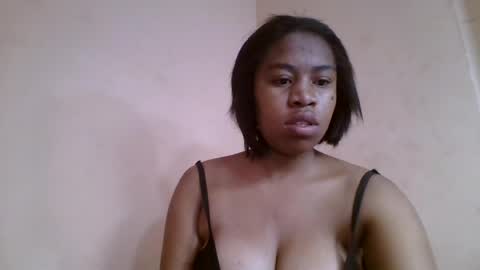 nicelly01 online show from June 13, 2026, 6:00 am