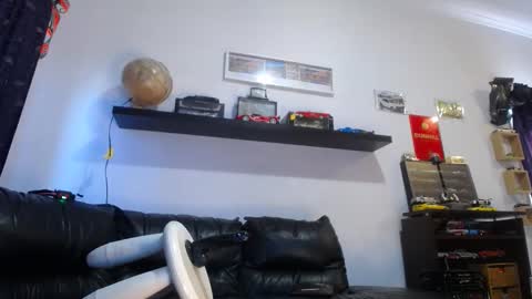 niceonebrov online show from March 30, 2026, 3:29 am