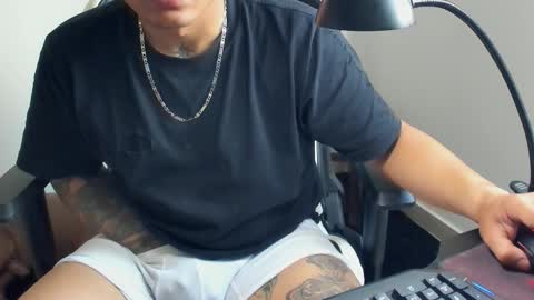 Camila And Steeven online show from October 16, 2025, 4:19 pm