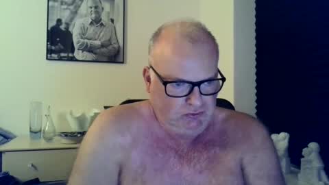 Snapshot of nicexxdane chatting on December 22, 2024, 4:39 am nicexxdane online show from December 22, 2024, 4:39 am