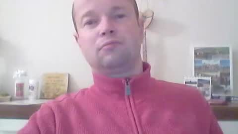 Snapshot of nick1990b chatting on February 16, 2026, 5:42 pm nick1990b online show from February 16, 2026, 5:42 pm