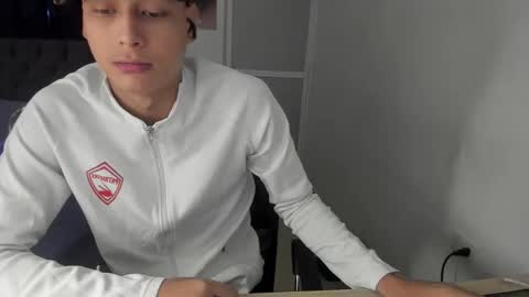 nick_master2 online show from June 6, 2026, 5:50 pm