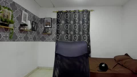 nick_nova online show from November 29, 2025, 1:14 pm