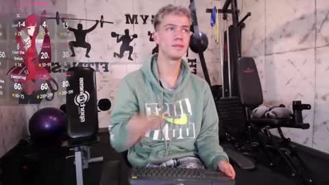 Snapshot of nick_torn chatting on October 29, 2025, 1:35 pm Nick online show from October 29, 2025, 1:35 pm