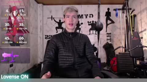 Snapshot of nick_torn chatting on November 14, 2025, 12:26 pm Nick online show from November 14, 2025, 12:26 pm