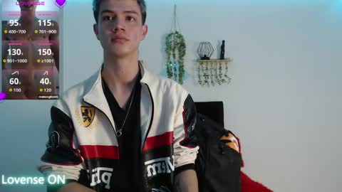 Nick  online show from April 16, 2026, 8:09 pm