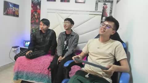 nick_vers online show from November 8, 2025, 7:45 pm