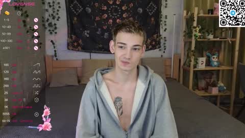 Snapshot of nick_win chatting on November 7, 2025, 11:38 pm Nick online show from November 7, 2025, 11:38 pm