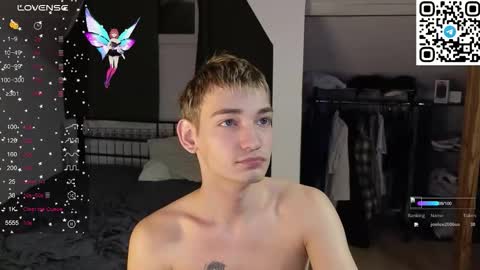 Snapshot of nick_win chatting on November 24, 2025, 5:56 pm Nick online show from November 24, 2025, 5:56 pm
