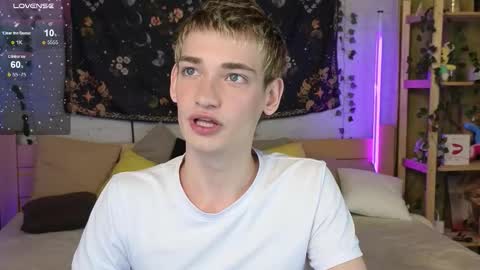 Snapshot of nick_win chatting on November 26, 2025, 7:15 pm Nick online show from November 26, 2025, 7:15 pm