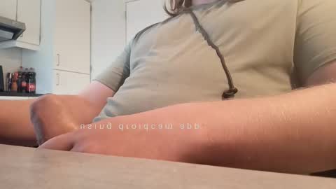 nick_x_b online show from May 14, 2026, 10:33 am