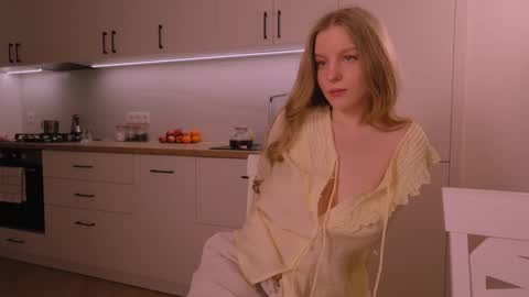 Snapshot of nickacherie chatting on February 24, 2026, 5:11 pm Nicka Cherie online show from February 24, 2026, 5:11 pm