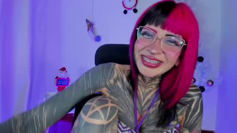   Help me reach 100 thumbs up online show from November 27, 2025, 6:48 am