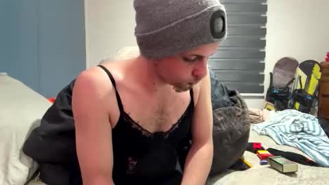 Snapshot of nickie42082 chatting on October 27, 2025, 7:12 am nickie42082 online show from October 27, 2025, 7:12 am