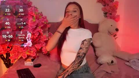 Snapshot of nickie_reed_ chatting on February 12, 2026, 9:32 pm nickie_reed_ online show from February 12, 2026, 9:32 pm