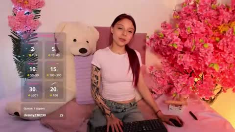 Snapshot of nickie_reed_ chatting on February 25, 2026, 9:24 pm nickie_reed_ online show from February 25, 2026, 9:24 pm