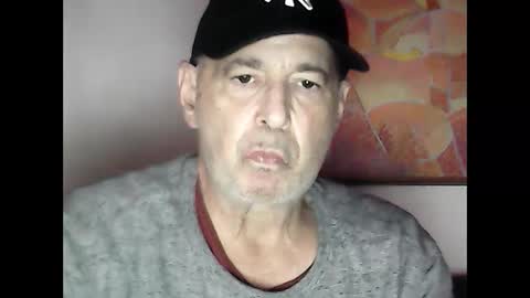 nickincali online show from December 30, 2024, 12:52 pm