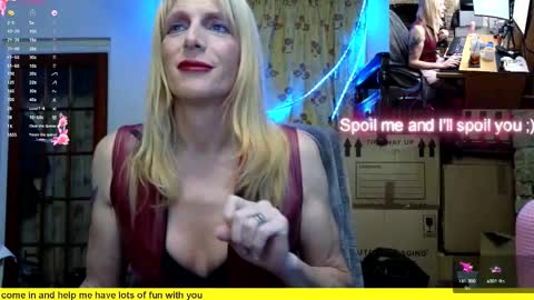 Snapshot of nicktu52 chatting on February 25, 2025, 12:14 am nicktuuk online show from February 25, 2025, 12:14 am