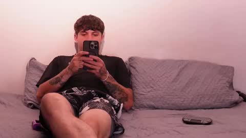 Snapshot of nicky_and_blake chatting on March 3, 2025, 9:48 pm nicky and blake online show from March 3, 2025, 9:48 pm