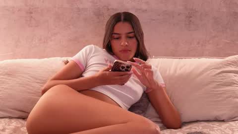 Snapshot of nicky_and_blake chatting on October 29, 2025, 9:16 pm nicky and blake online show from October 29, 2025, 9:16 pm