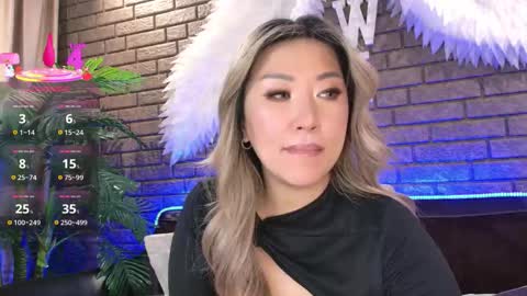 Snapshot of nicky_owl chatting on September 29, 2025, 2:33 pm Today is my 41st birthday And in 2 hours Im waiting for you on the stream Stock up on tokens and a good mood Nicky online show from September 29, 2025, 2:33 pm