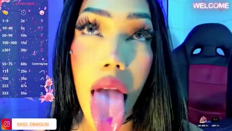 Nicky online show from October 15, 2025, 4:34 am