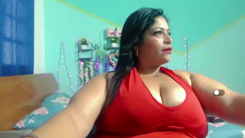 Snapshot of nickyribeiro chatting on February 13, 2025, 4:39 pm nickyribeiro online show from February 13, 2025, 4:39 pm