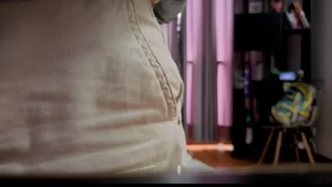 Nicky online show from March 25, 2026, 9:21 pm