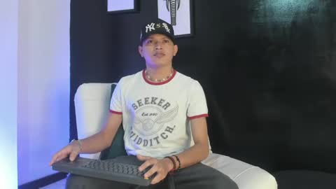 nico_saint_ online show from June 1, 2026, 11:34 am