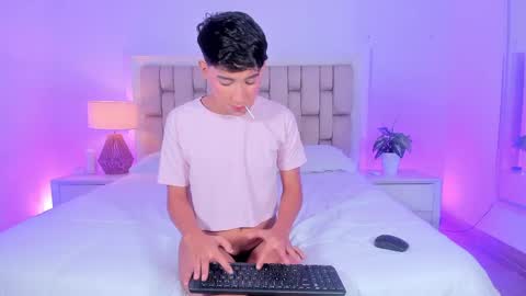 NICOLAS online show from June 3, 2026, 6:24 pm