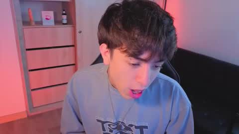 Nicolas online show from October 18, 2025, 8:09 pm