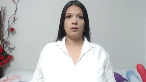 Snapshot of nicol_love0 chatting on February 7, 2025, 1:15 am Nicol online show from February 7, 2025, 1:15 am