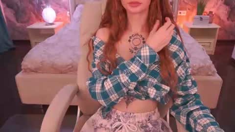 Nicol Moonn online show from July 16, 2026, 12:44 pm