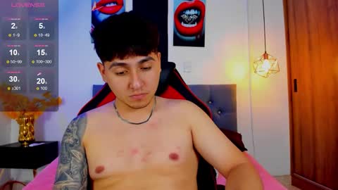 nicolas_james_sc online show from November 27, 2025, 5:26 pm