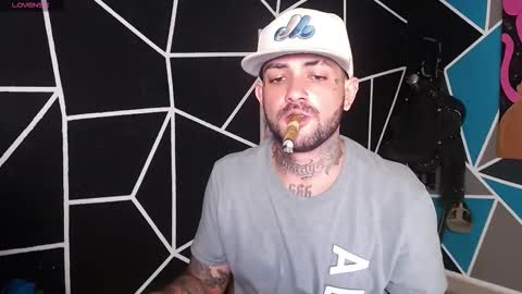 Snapshot of nicolas_torres99 chatting on November 5, 2025, 4:01 am nicolas online show from November 5, 2025, 4:01 am