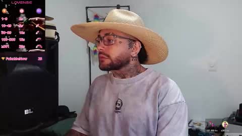 Snapshot of nicolas_torres99 chatting on January 11, 2026, 3:11 am nicolas online show from January 11, 2026, 3:11 am