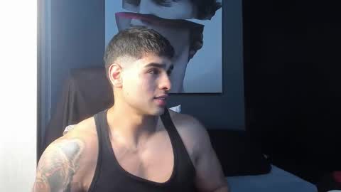 Snapshot of nicolasmuscle chatting on September 9, 2025, 7:46 pm Andres online show from September 9, 2025, 7:46 pm