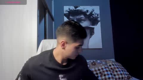 Snapshot of nicolasmuscle chatting on June 26, 2026, 4:11 pm Andres online show from June 26, 2026, 4:11 pm