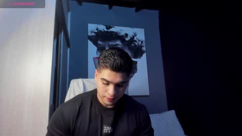 Snapshot of nicolasmuscle chatting on July 5, 2026, 3:56 am Andres online show from July 5, 2026, 3:56 am