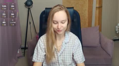 Nicoletta online show from December 17, 2025, 6:58 pm