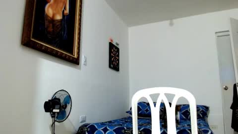 Nicolay online show from November 12, 2025, 11:25 pm