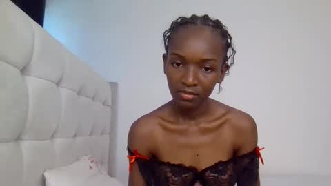 Snapshot of nicole161117 chatting on February 19, 2026, 9:27 am nicole161117 online show from February 19, 2026, 9:27 am