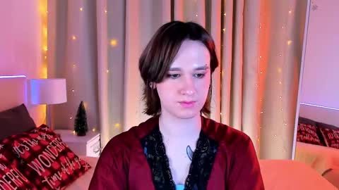 Snapshot of nicole_cidman chatting on December 18, 2024, 12:10 am Nicole online show from December 18, 2024, 12:10 am
