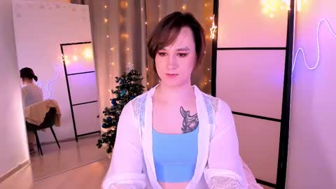 Snapshot of nicole_cidman chatting on December 19, 2024, 8:55 pm Nicole online show from December 19, 2024, 8:55 pm