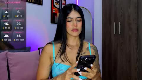 Snapshot of nicole_duran3095 chatting on February 20, 2026, 3:58 am Nick online show from February 20, 2026, 3:58 am