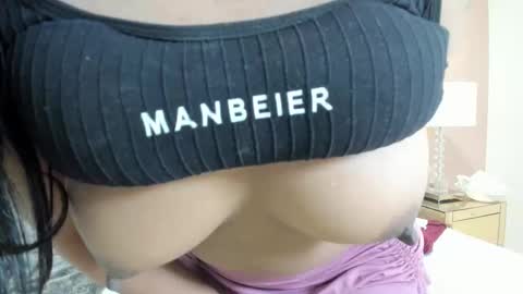 nicole_fisherr online show from November 7, 2025, 4:56 am