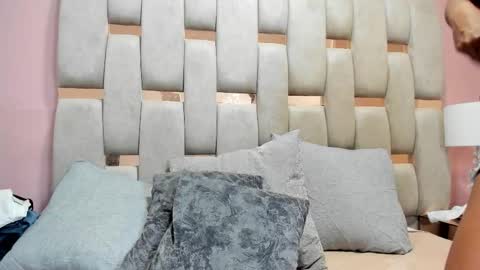 nicole_fisherr online show from November 9, 2025, 5:28 am